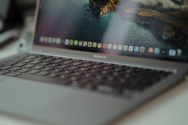 picture of a macbook screen